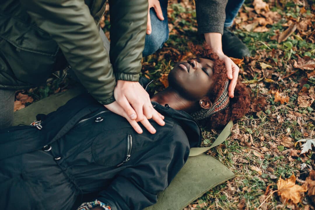 No First Aid Help 4 Ways Volunteers Help Before First Responders Arrive